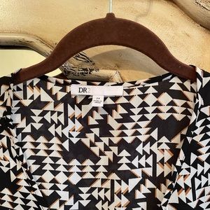 DR2 by Daniel Rainn Sleeveless Geo Print Tunic